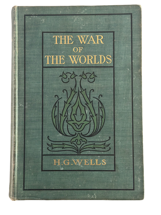 The War of the Worlds | H.G. Wells.